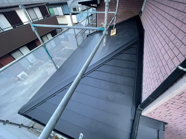 屋根カバー工法