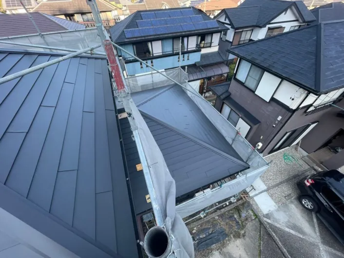 屋根カバー工法