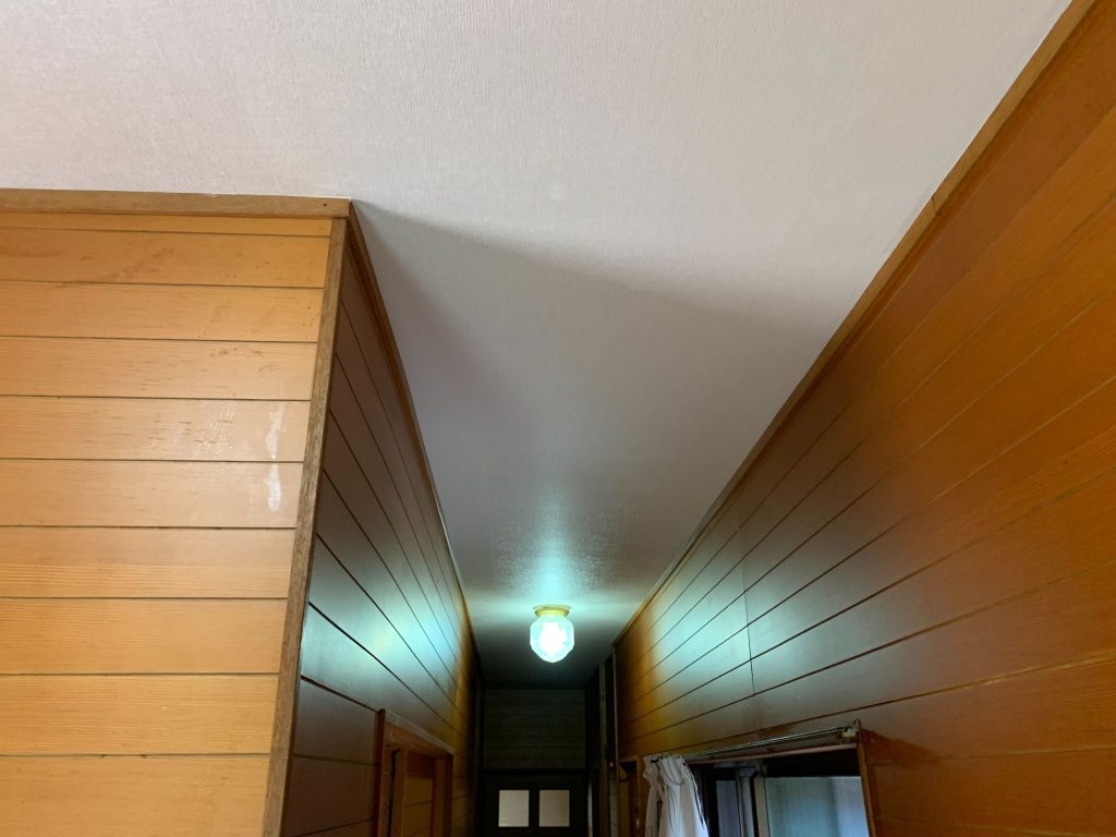 天井クロスの張替え