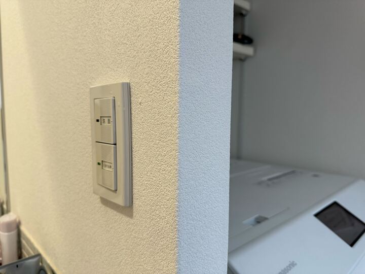 クロスの張り替え