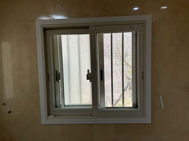 内窓の取り付け